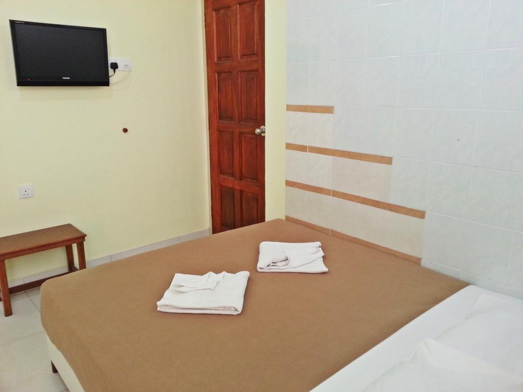Sakiza View Hotel Mersing Habitación foto