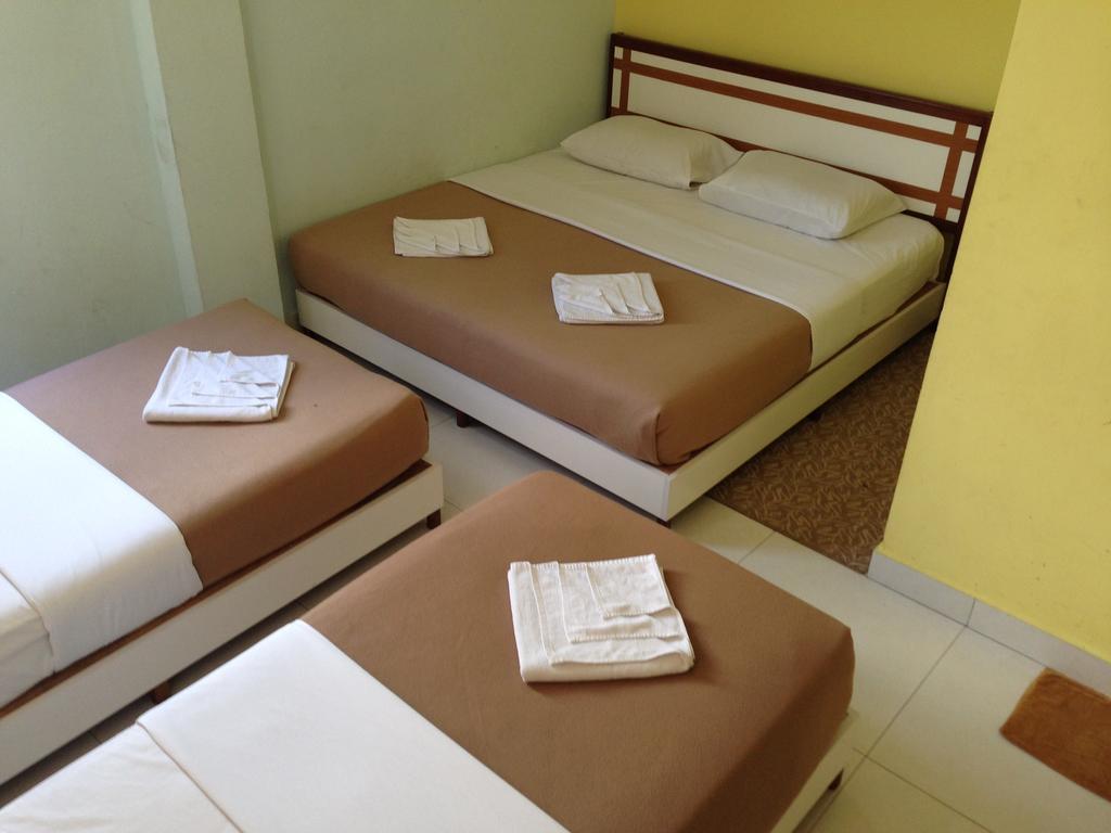 Sakiza View Hotel Mersing Habitación foto