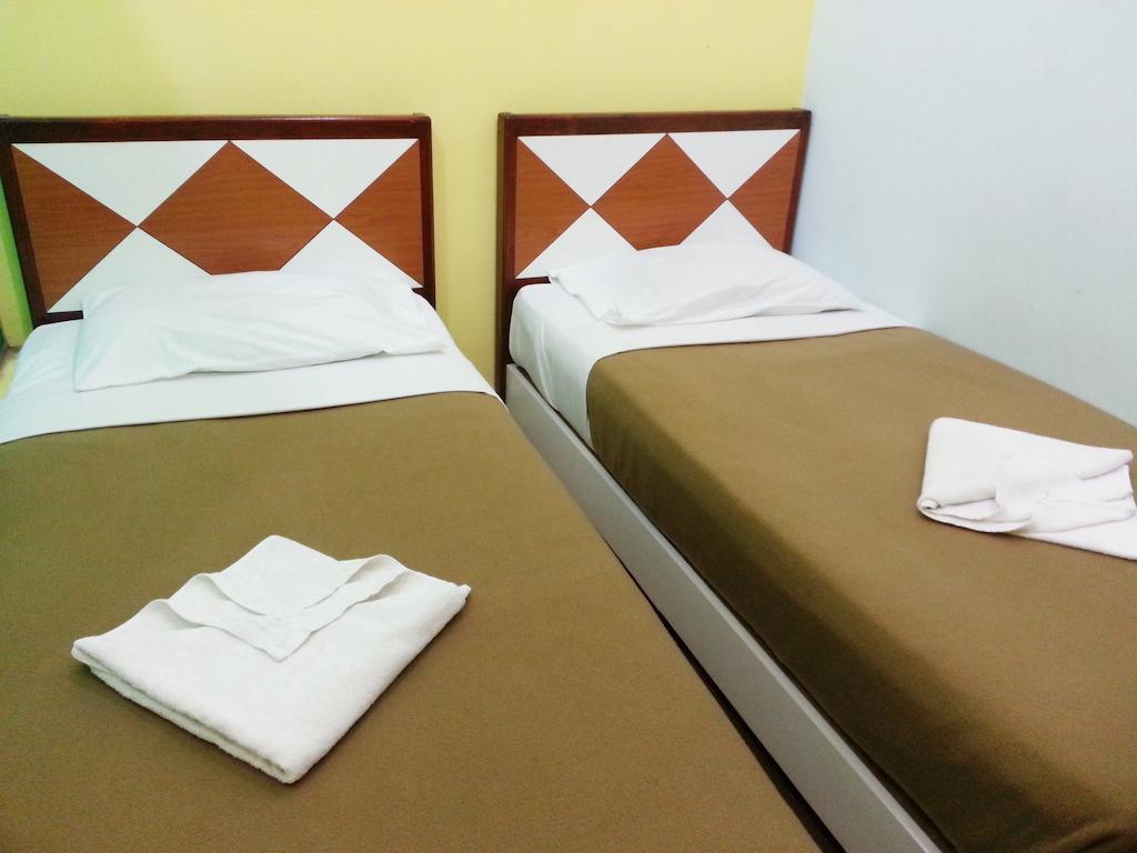 Sakiza View Hotel Mersing Habitación foto