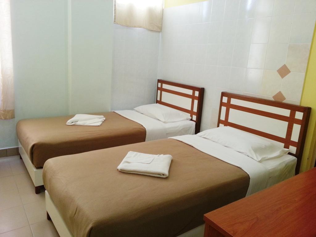 Sakiza View Hotel Mersing Habitación foto